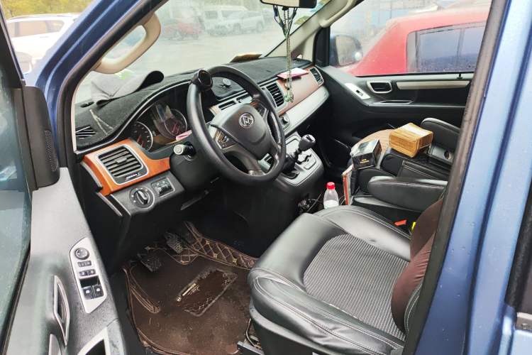 Used SAIC MAXUS G10 2018 PLUS 1.9T Manual Elite Edition Diesel Driver Seat