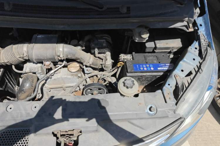 Used SAIC MAXUS G10 2018 PLUS 1.9T Manual Elite Edition Diesel Engine Bay Left