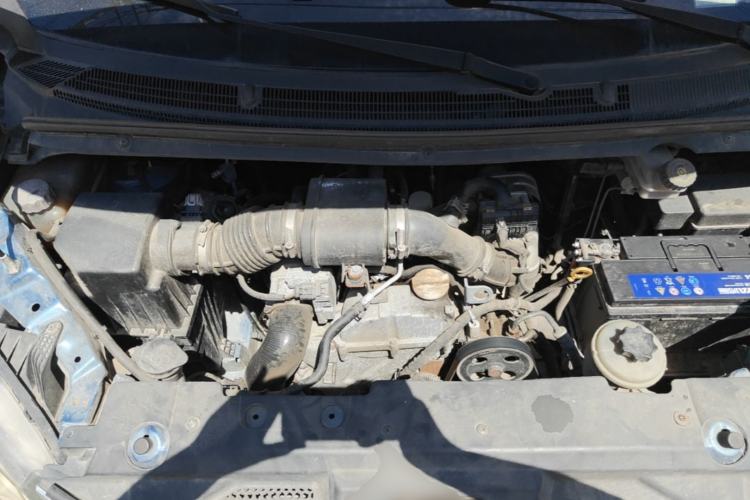 Used SAIC MAXUS G10 2018 PLUS 1.9T Manual Elite Edition Diesel Engine Bay