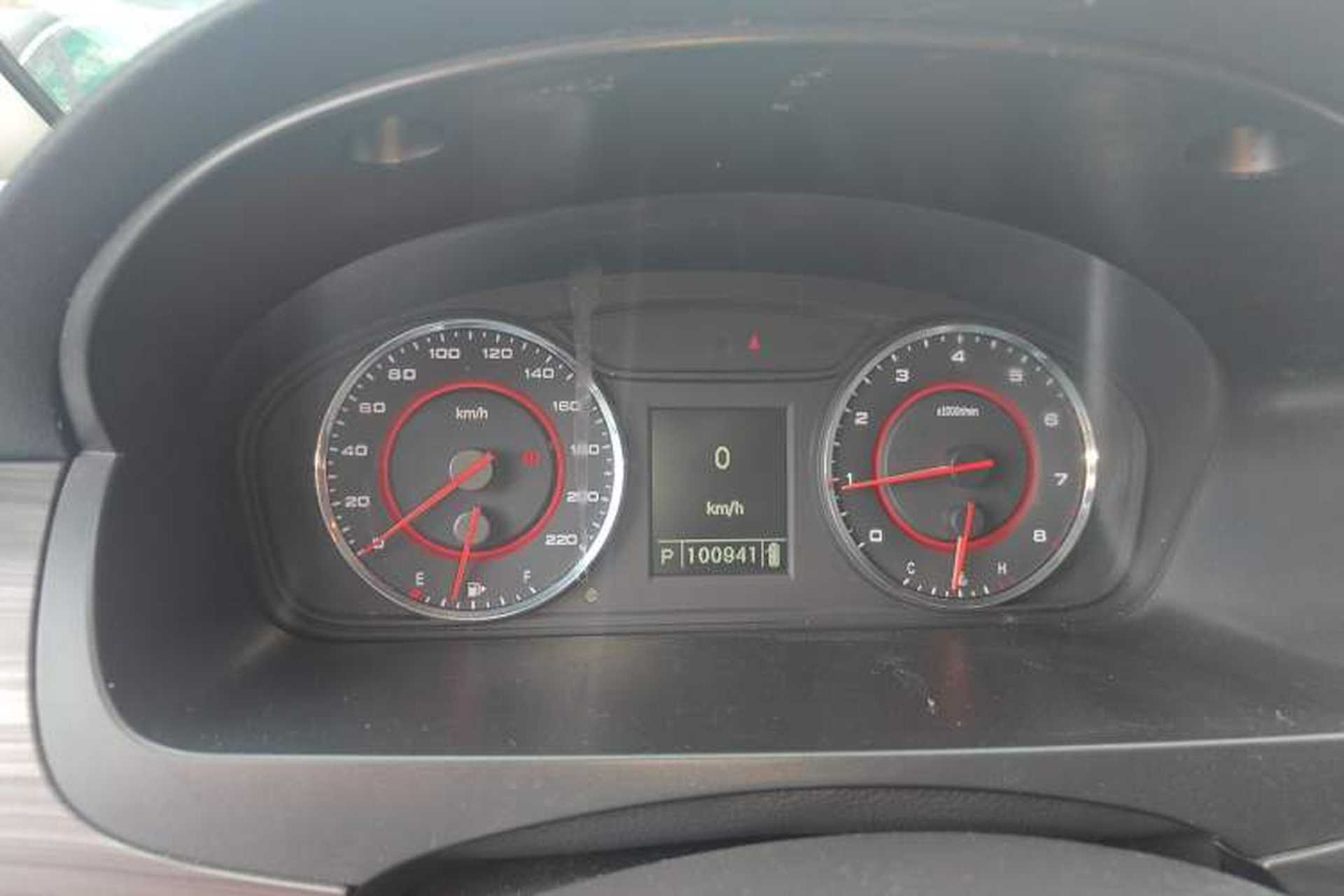 Used SAIC MAXUS G10 2018 PLUS 2.0T Automatic Elite Edition Instrument Cluster
