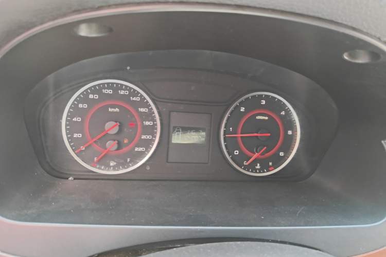 Used SAIC MAXUS G10 2018 PLUS 1.9T Manual Elite Edition Diesel Instrument Cluster