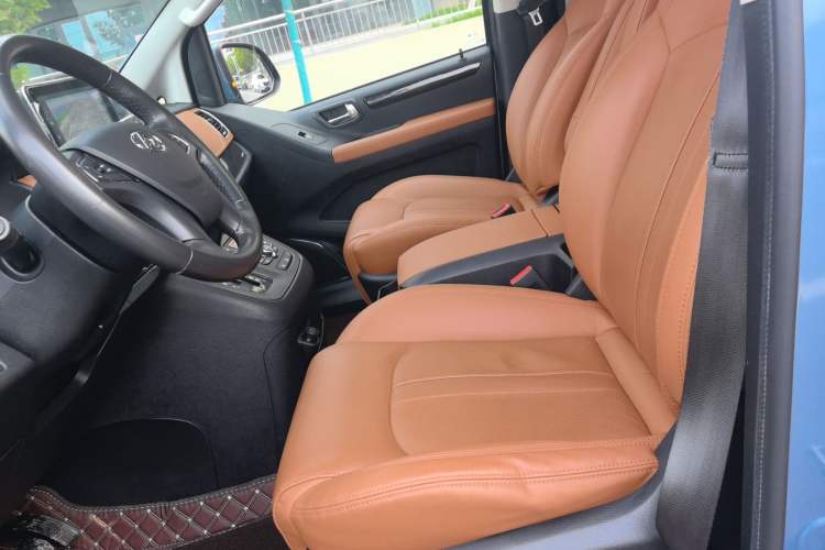 Used SAIC MAXUS G10 2018 PLUS 2.0T Automatic Flagship Edition Left Front Seat