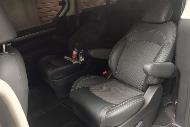 Used SAIC MAXUS G10 2018 PLUS 2.0T Automatic Elite Edition Left Rear Seat