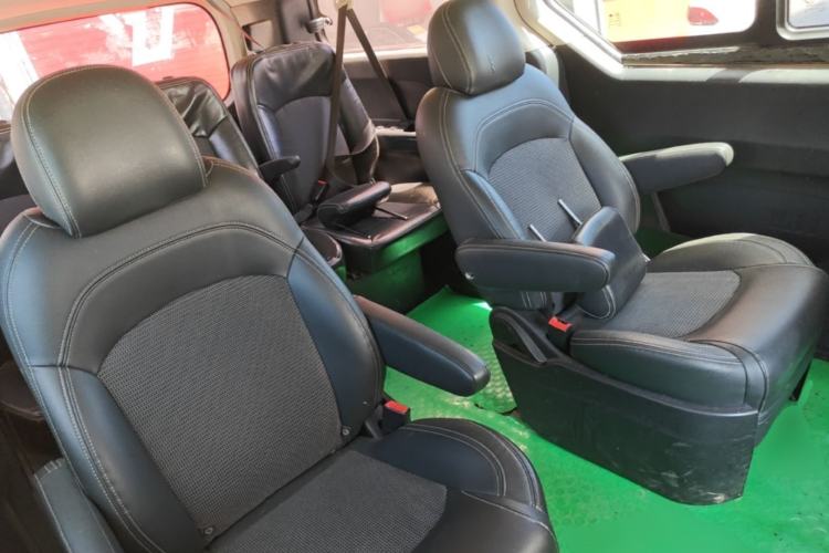 Used SAIC MAXUS G10 2018 PLUS 1.9T Manual Elite Edition Diesel Left Rear Seat