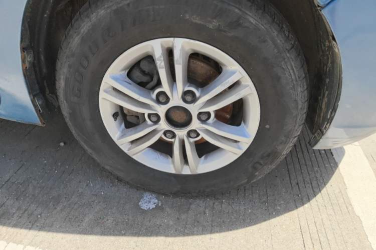 Used SAIC MAXUS G10 2018 PLUS 1.9T Manual Elite Edition Diesel Right Front Wheel Hub