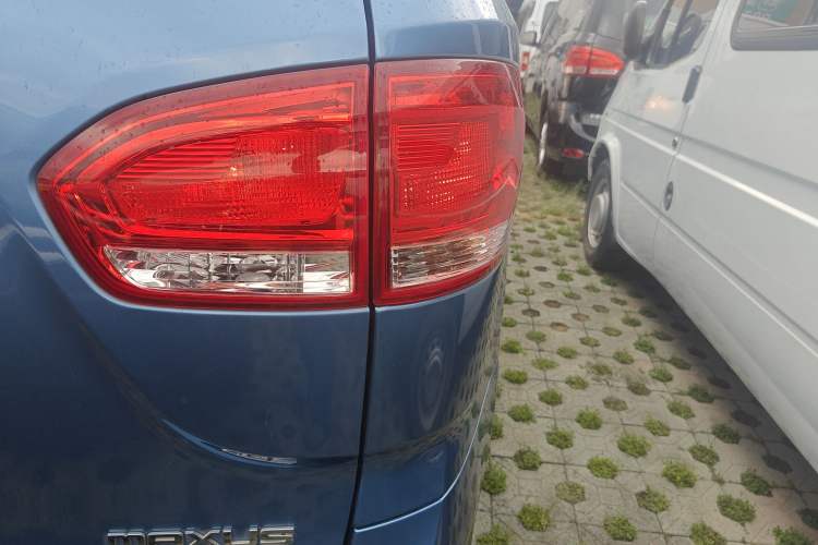 Used SAIC MAXUS G10 2018 PLUS 2.0T Automatic Elite Edition Right Rear Taillight