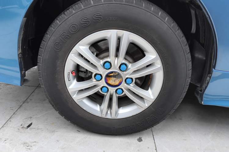 Used SAIC MAXUS G10 2018 PLUS 2.0T Automatic Elite Edition Right Rear Wheel Hub