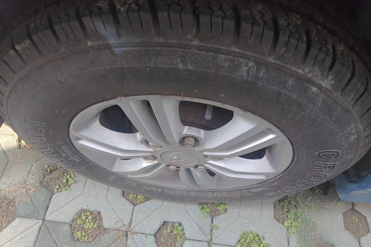 Used SAIC MAXUS G10 2018 PLUS 2.0T Automatic Elite Edition Right Rear Wheel Hub