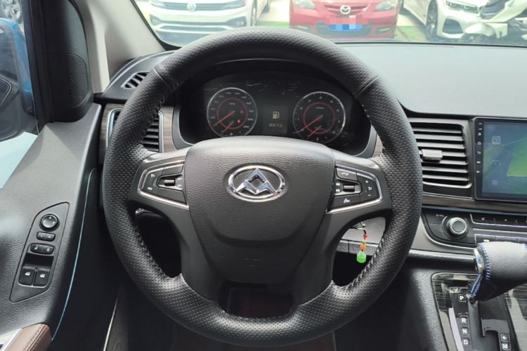 Used SAIC MAXUS G10 2018 PLUS 2.0T Automatic Elite Edition Steering Wheel