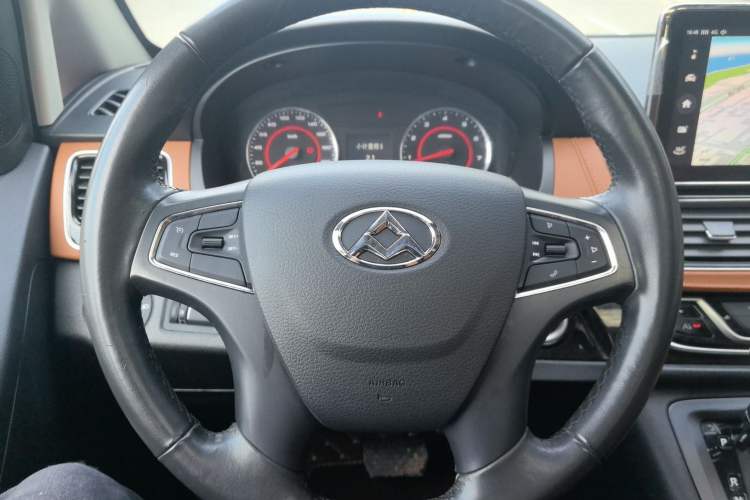 Used SAIC MAXUS G10 2018 PLUS 2.0T Automatic Flagship Edition Steering Wheel