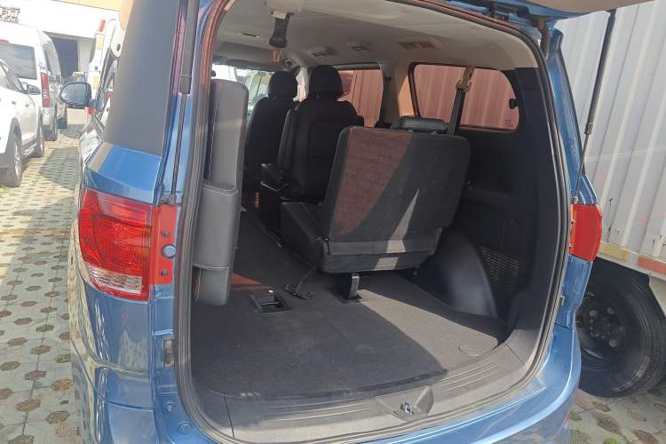 Used SAIC MAXUS G10 2018 PLUS 2.0T Automatic Elite Edition Trunk