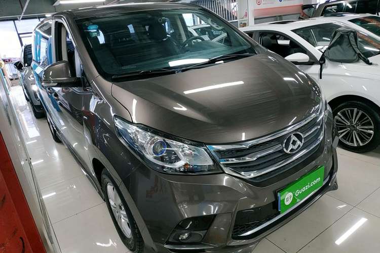 Used SAIC MAXUS G10 2018 PLUS 2.0T Automatic Smart Edition Front Right 45 Deg