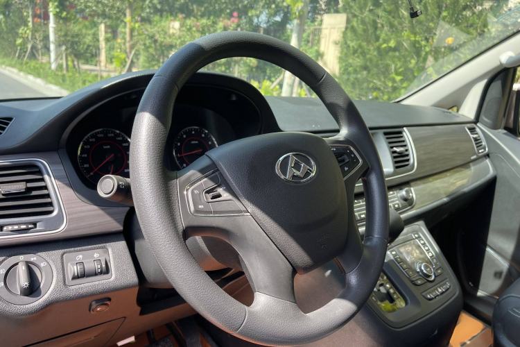 Used SAIC MAXUS G10 2018 PLUS 2.0T Automatic Elite Edition Interior 3