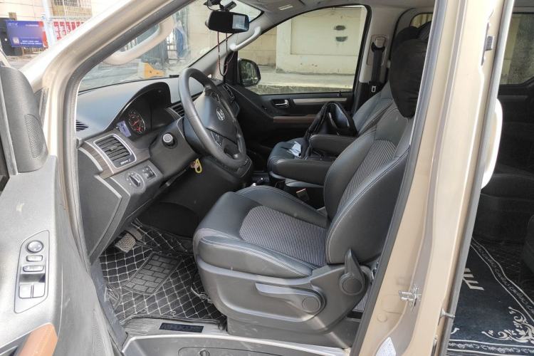 Used SAIC MAXUS G10 2018 PLUS 2.0T Automatic Elite Edition Driver Seat