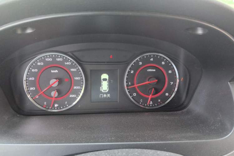 Used SAIC MAXUS G10 2018 PLUS 2.0T Automatic Luxury Edition Instrument Cluster