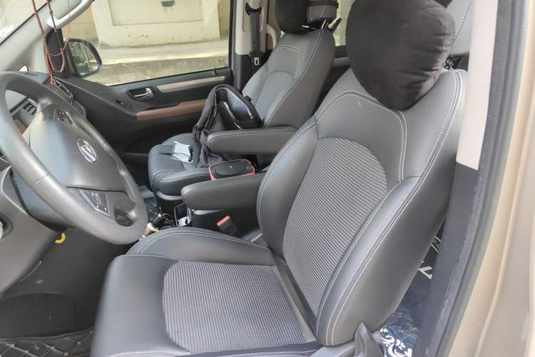 Used SAIC MAXUS G10 2018 PLUS 2.0T Automatic Elite Edition Left Front Seat