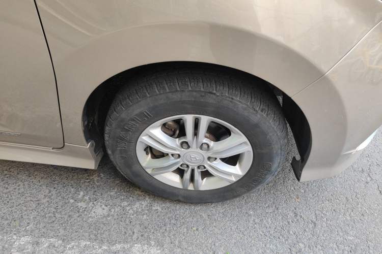 Used SAIC MAXUS G10 2018 PLUS 2.0T Automatic Elite Edition Right Front Wheel Hub