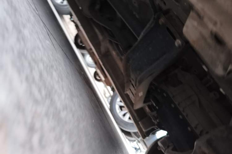 Used SAIC MAXUS G10 2018 PLUS 2.0T Automatic Elite Edition Chassis Front Right