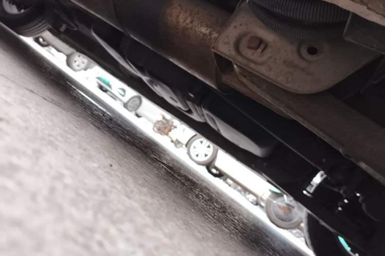 Used SAIC MAXUS G10 2018 PLUS 2.0T Automatic Elite Edition Chassis Rear Left