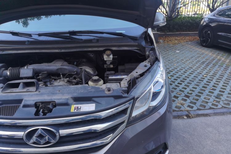 Used SAIC MAXUS G10 2018 PLUS 2.0T Automatic Flagship Edition Engine Bay Left