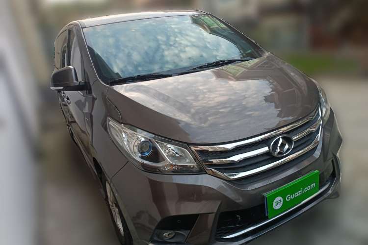 Used SAIC MAXUS G10 2018 PLUS 2.0T Automatic Luxury Edition Front Right 45 Deg