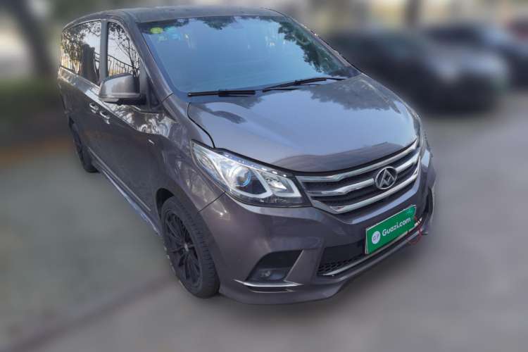 Used SAIC MAXUS G10 2018 PLUS 2.0T Automatic Flagship Edition Front Right 45 Deg