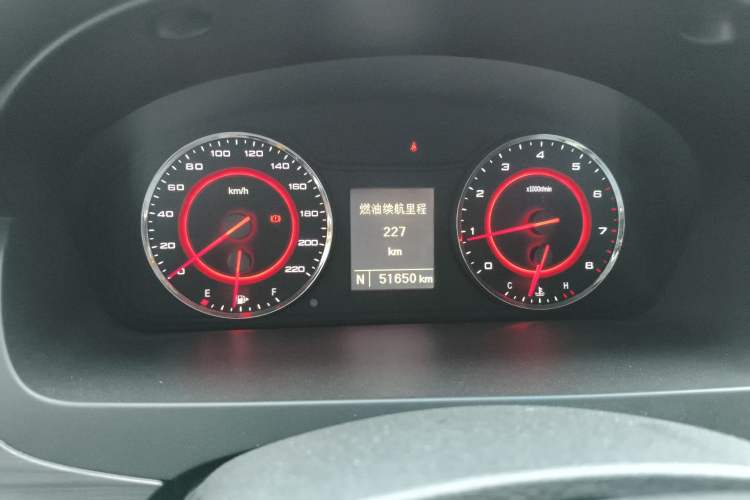 Used SAIC MAXUS G10 2018 PLUS 2.0T Automatic Elite Edition Instrument Cluster