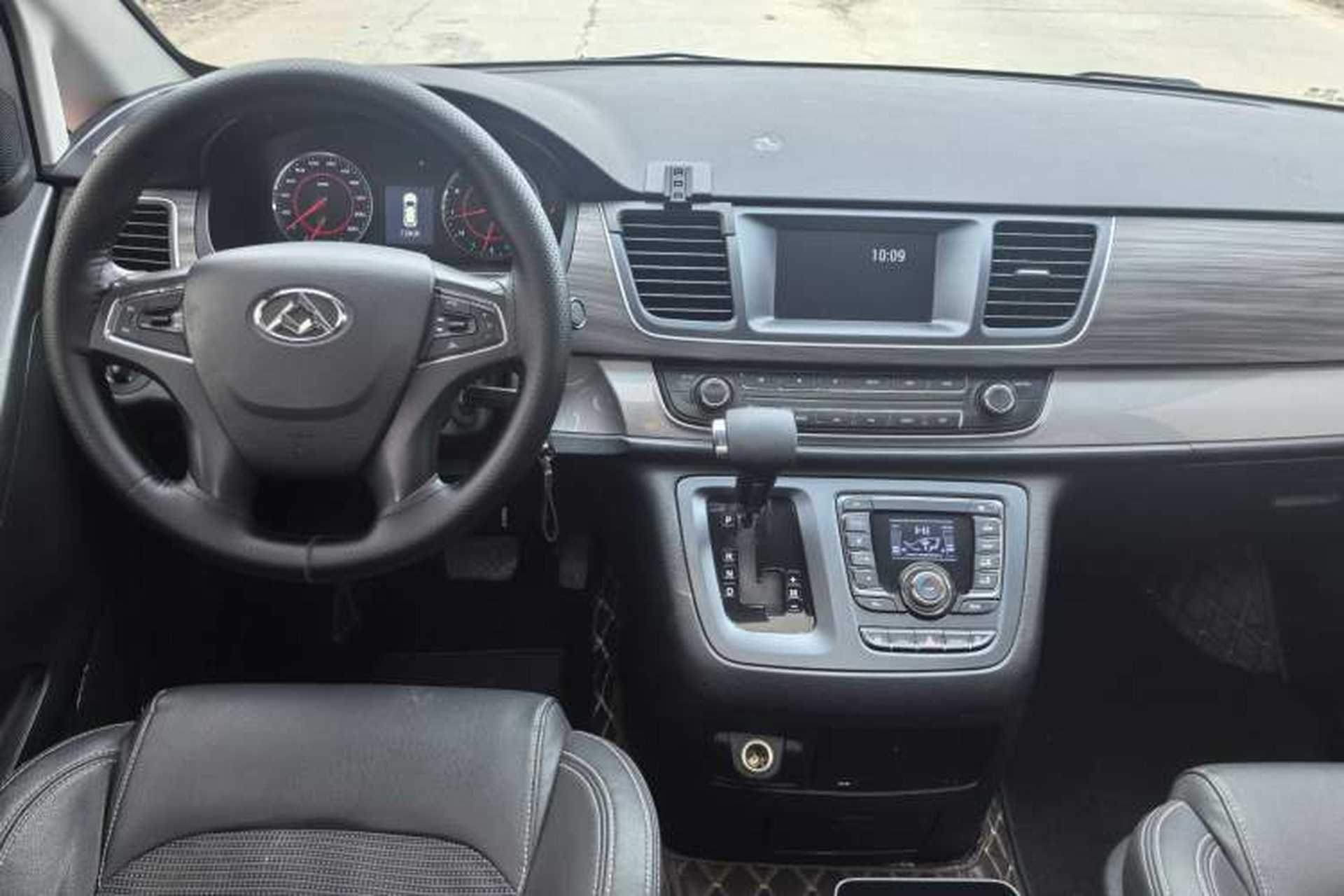 Used SAIC MAXUS G10 2018 PLUS 2.0T Automatic Elite Edition Interior 3