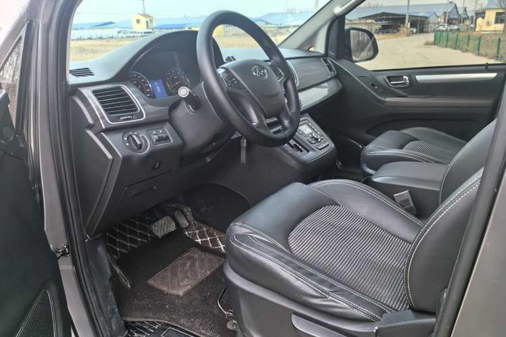Used SAIC MAXUS G10 2018 PLUS 2.0T Automatic Elite Edition Left Front Seat