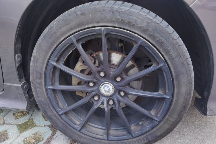 Used SAIC MAXUS G10 2018 PLUS 2.0T Automatic Flagship Edition Right Front Wheel Hub