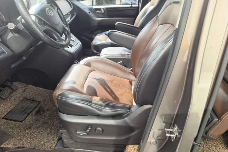Used SAIC MAXUS G10 2018 PLUS 2.0T Automatic Flagship Edition Left Front Seat