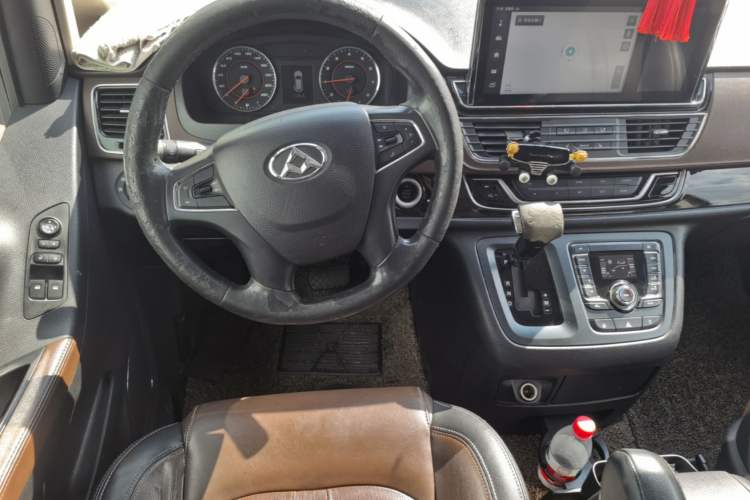 Used SAIC MAXUS G10 2018 PLUS 2.0T Automatic Flagship Edition Steering Wheel