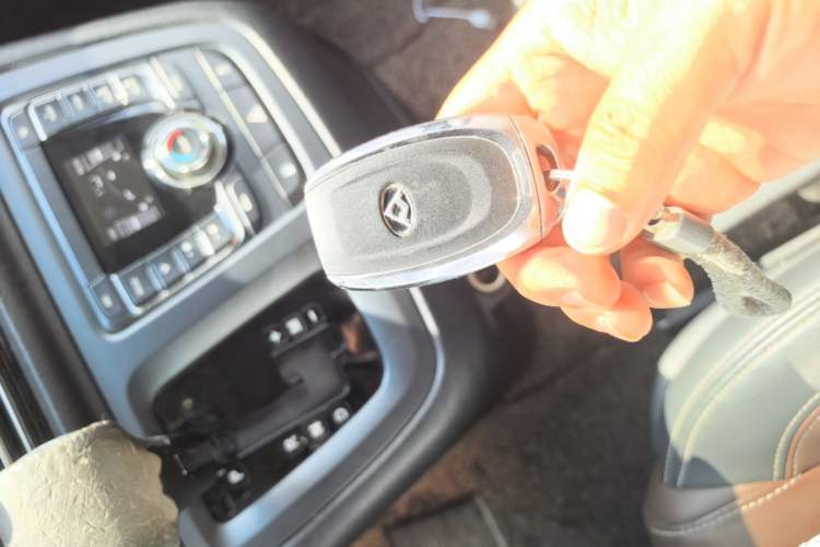 Used SAIC MAXUS G10 2018 PLUS 2.0T Automatic Flagship Edition Vehicle Key