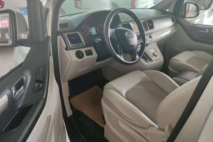Used SAIC MAXUS G10 2018 PLUS 2.0T Automatic Elite Edition Driver Seat