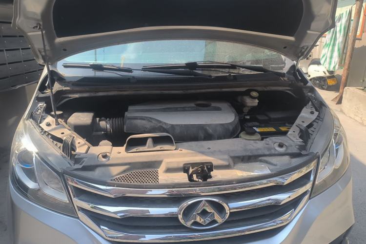 Used SAIC MAXUS G10 2018 PLUS 2.0T Automatic Executive Edition Engine Bay