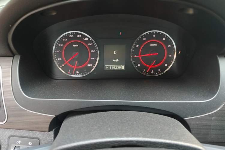 Used SAIC MAXUS G10 2018 PLUS 2.0T Automatic Elite Edition Instrument Cluster