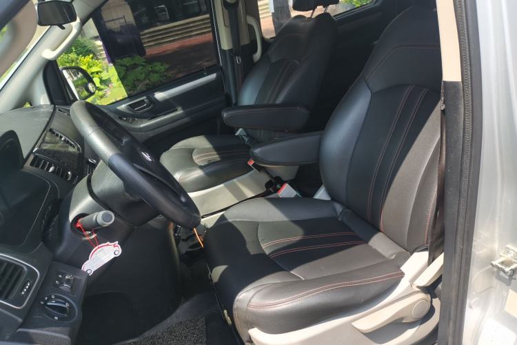 Used SAIC MAXUS G10 2018 PLUS 2.0T Automatic Elite Edition Left Front Seat