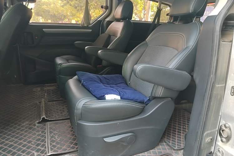 Used SAIC MAXUS G10 2018 PLUS 2.0T Automatic Elite Edition Left Rear Seat