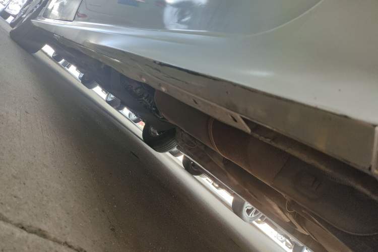 Used SAIC MAXUS G10 2018 PLUS 2.0T Automatic Elite Edition Left Side Sill