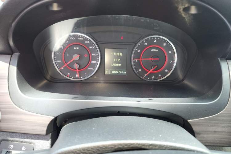 Used SAIC MAXUS G10 2018 PLUS 2.0T Automatic Smart Edition Odometer Close Up
