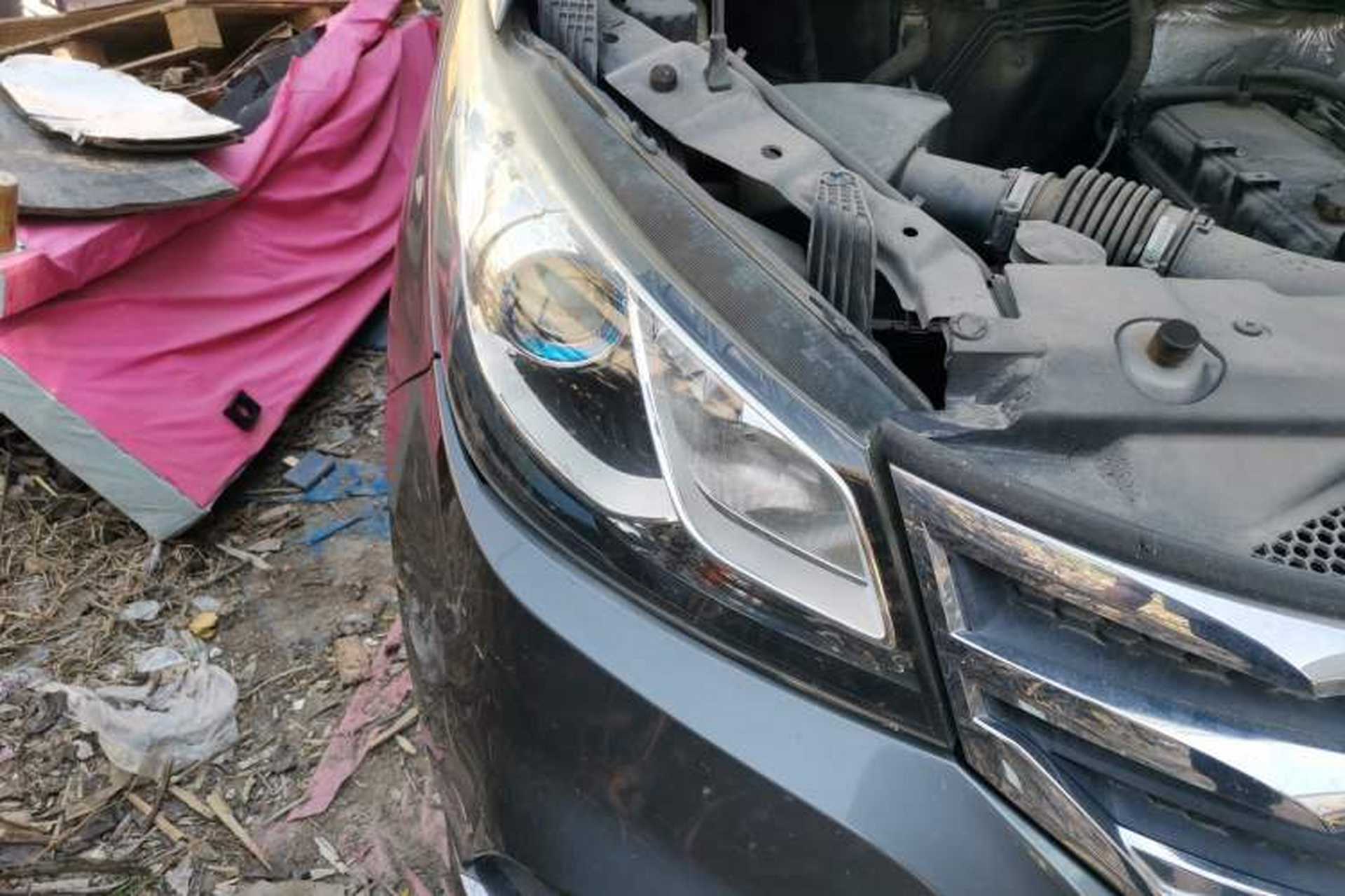 Used SAIC MAXUS G10 2018 PLUS 2.4L Manual Elite Edition Right Front Headlight