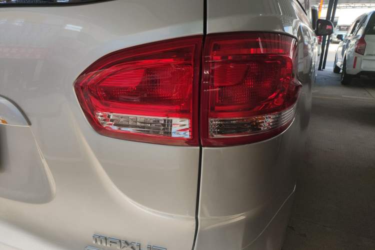 Used SAIC MAXUS G10 2018 PLUS 2.0T Automatic Elite Edition Right Rear Taillight