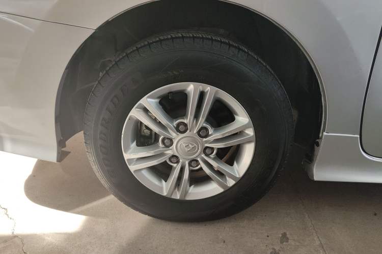 Used SAIC MAXUS G10 2018 PLUS 2.0T Automatic Elite Edition Right Rear Wheel Hub