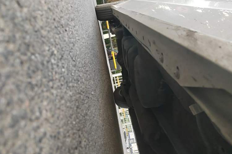 Used SAIC MAXUS G10 2018 PLUS 2.0T Automatic Elite Edition Right Side Sill
