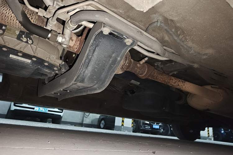Used SAIC MAXUS G10 2018 PLUS 2.0T Automatic Smart Edition Chassis Front Left