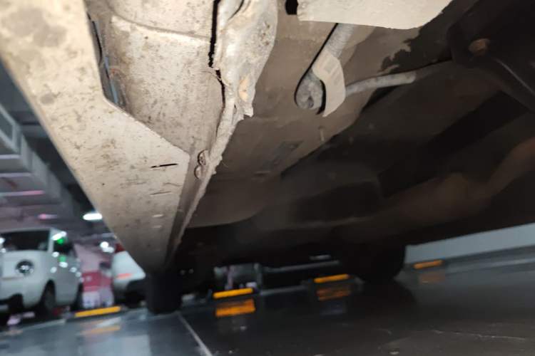Used SAIC MAXUS G10 2018 PLUS 2.0T Automatic Elite Edition Chassis Front Right
