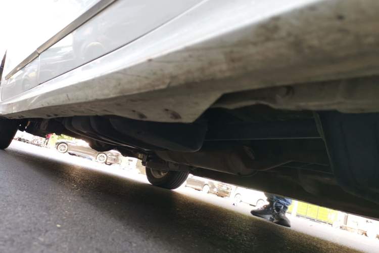 Used SAIC MAXUS G10 2018 PLUS 2.0T Automatic Flagship Edition Chassis Front Right
