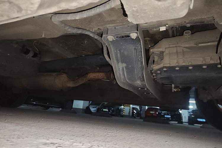 Used SAIC MAXUS G10 2018 PLUS 2.0T Automatic Smart Edition Chassis Front Right