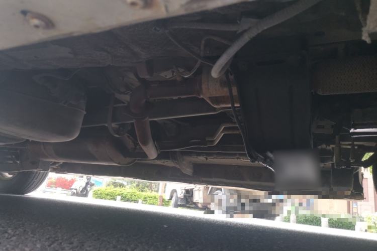 Used SAIC MAXUS G10 2018 PLUS 2.4L Manual Elite Edition Chassis Front Right