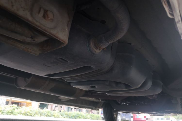 Used SAIC MAXUS G10 2018 PLUS 2.4L Manual Elite Edition Chassis Rear Right